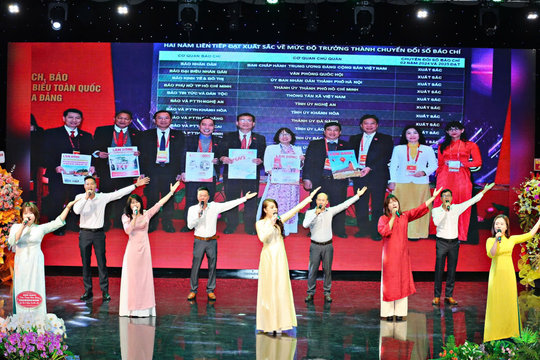 Lam Dong Journalists Association successfully concludes its first congress