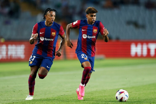 Barcelona lập kỷ lục 5 kỳ World Cup liên tiếp có cầu thủ dự trận chung kết