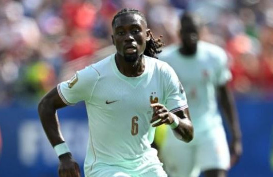 MU dẫn đầu cuộc đua giành Manu Kone: Quân bài tẩy 50 triệu euro từ AS Roma