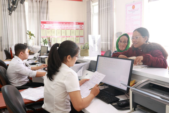 Gần dân bằng việc làm cụ thể