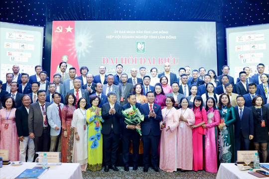 Khát vọng vươn mình và những “nút thắt” cần tháo gỡ