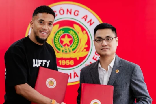 CAHN chiêu mộ cựu tiền đạo Everton, tuyển Việt Nam thắp sáng hy vọng World Cup