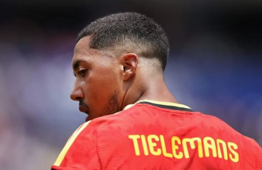 Manchester United chiêu mộ Youri Tielemans: Duyên nợ 13 năm chính thức thành hình