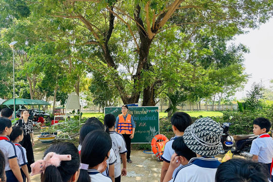 Chung tay giữ mùa hè an toàn cho trẻ