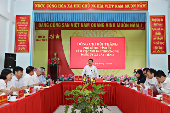 Phó Bí thư Tỉnh ủy Lâm Đồng Bùi Thắng làm việc với xã Cát Tiên 2