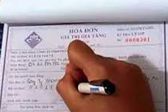 Khách hàng không cung cấp đủ thông tin, hóa đơn ghi thế nào?