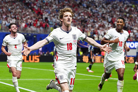 Tuyển Anh gục ngã 1-2 trước Argentina: Anthony Gordon tỏa sáng là chưa đủ