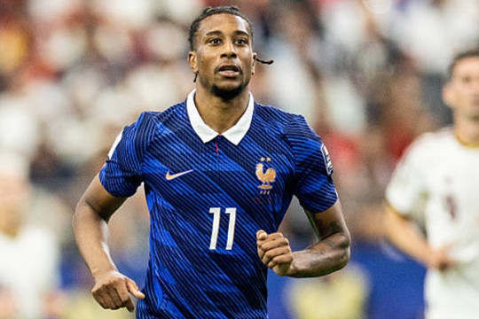 Real Madrid và thương vụ Michael Olise: Chỉ kích hoạt bom tấn nếu có cuộc nổi loạn tại Bayern