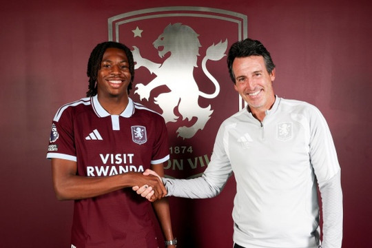 Aston Villa phá kỷ lục chuyển nhượng chiêu mộ Johan Manzambi với giá hơn 50 triệu bảng
