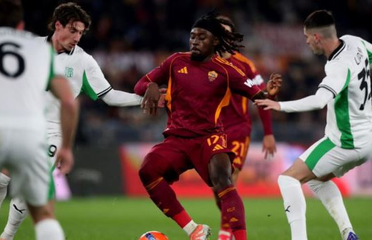 Manchester United dẫn đầu cuộc đua giành Manu Kone: Tham vọng hoàn thiện tuyến giữa