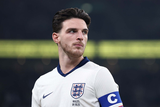 Declan Rice rực sáng với băng thủ quân: Lời khẳng định về vị thế thủ lĩnh mới của ĐT Anh