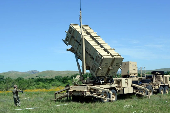 Ukraine tự sản xuất tên lửa Patriot: Triển vọng thực tế và rào cản công nghệ
