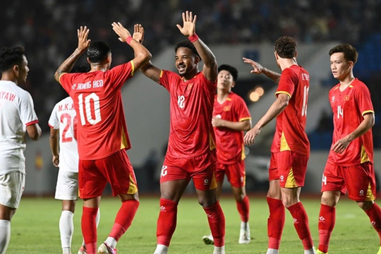 HLV Kim Sang-sik và công thức vàng giúp tuyển Việt Nam lột xác tại ASEAN Cup 2026