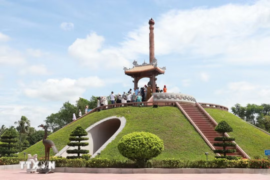 Từ khói lửa chiến tranh đến khát vọng hòa bình