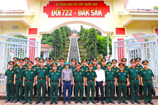 Theo dấu ký ức tìm những người còn nằm lại Ðồi 722