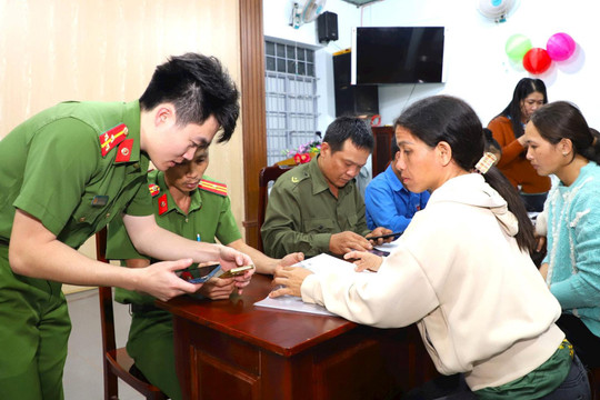 Đưa tiện ích số đến gần người dân