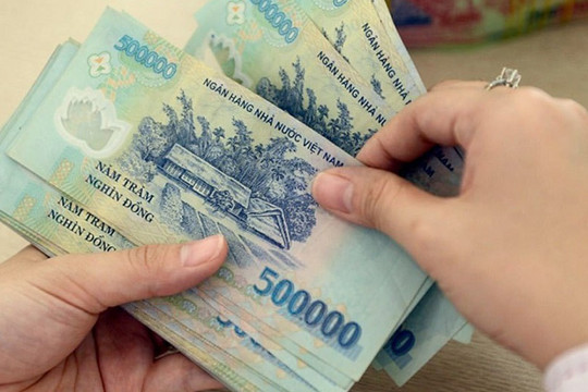 Đề xuất tăng mức lương tối thiểu với người lao động làm việc theo hợp đồng lao động