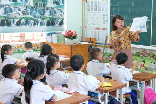 Căn cứ xác định địa bàn miền núi để hưởng phụ cấp ưu đãi giáo viên