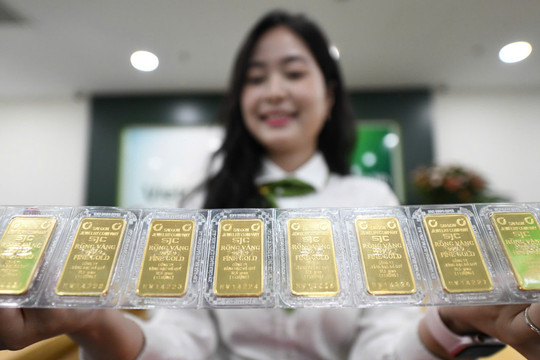Cập nhật giá vàng ngày 25/7/2026: SJC, nhẫn trơn 9999 BTMC DOJI Phú Quý thứ Bảy