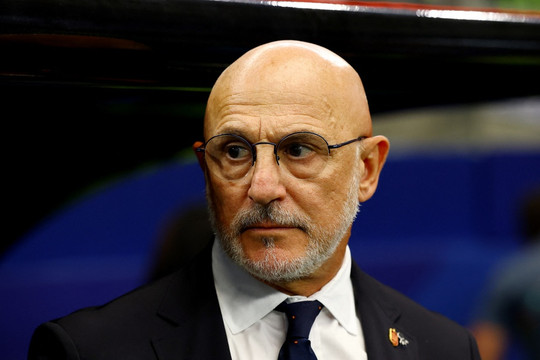 FIFA điều tra Argentina sau chung kết World Cup 2026: HLV De la Fuente phản ứng gay gắt