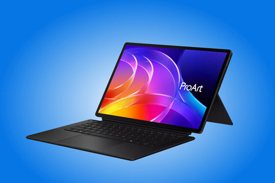 Asus ProArt PZ14 ra mắt toàn cầu: Màn hình OLED 144 Hz và chip Snapdragon X2 Elite vượt trội