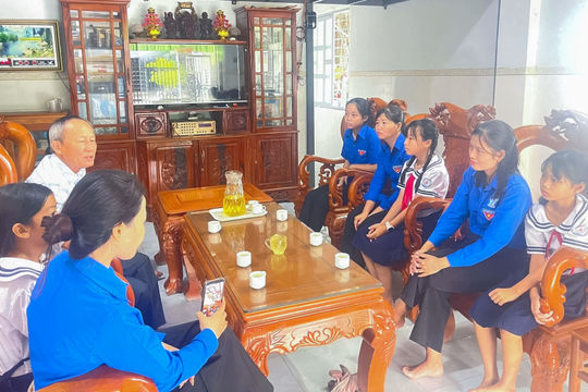 Tiếp nối đạo lý "Uống nước nhớ nguồn" từ mái trường