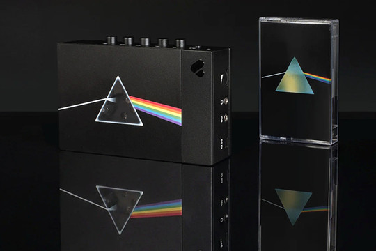 Máy nghe băng cassette We Are Rewind phiên bản Pink Floyd: Sự kết hợp giữa hoài cổ và công nghệ hiện đại