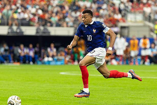 Mbappe cán mốc tốc độ xé gió tại World Cup 2026 cùng sức hút cực lớn từ Lee Kang In