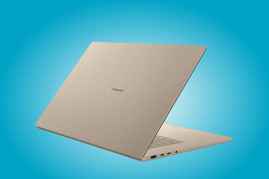 Asus Zenbook A16 Ra Mắt Phiên Bản Giá Rẻ Hơn 38%: Đánh Đổi Cấu Hình Liệu Có Đáng Giá?