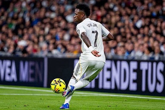Real Madrid ra giá 160 triệu euro cho Vinicius Junior trước sự quan tâm từ Arsenal