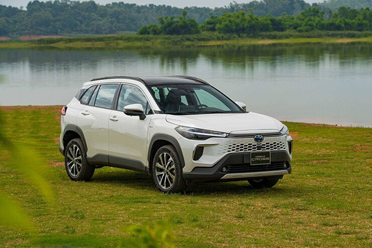 Toyota Corolla Cross 2026: Nâng cấp thiết kế, tối ưu hybrid và bảng giá mới nhất