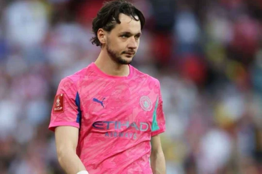 Leeds United chi 40 triệu bảng chốt hạ thương vụ bom tấn James Trafford từ Man City