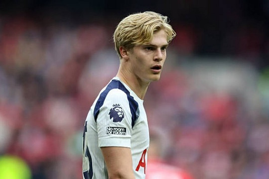 Manchester United hỏi mua Lucas Bergvall: Tottenham ra giá 50 triệu bảng cho ngọc quý