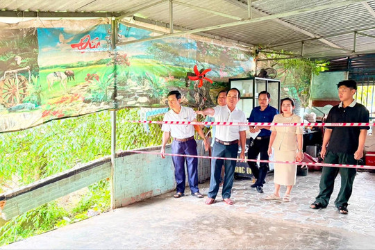 Xã Cát Tiên khẩn trương di dời người dân ra khỏi khu vực sạt lở
