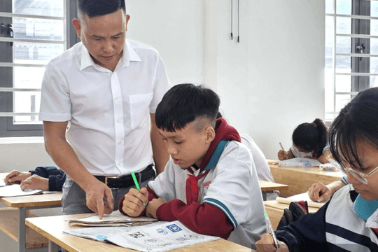 Nguyên tắc chuyển hạng đối với giáo viên THCS