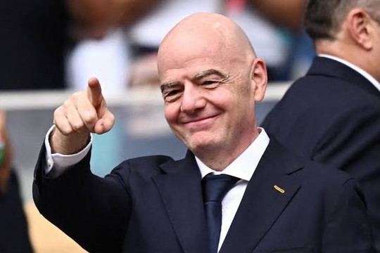 Quan chức châu Âu đầu tiên công khai ủng hộ kế hoạch bán cổ phần World Cup của FIFA