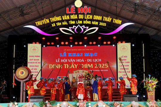 Tan Hai Strengthens Trade and Service Development Through Cultural Tourism