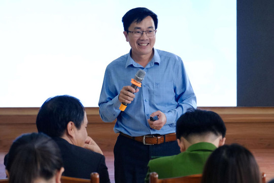 100 doanh nghiệp, hộ kinh doanh tham gia đối thoại chính sách lao động và bảo hiểm