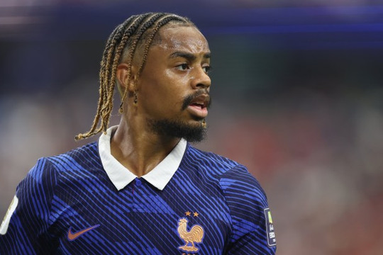 Liverpool được khuyên rút lui khỏi thương vụ Bradley Barcola giá 145 triệu bảng