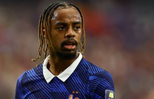 Liverpool sẵn sàng chi kỷ lục 145 triệu bảng chiêu mộ Bradley Barcola từ PSG