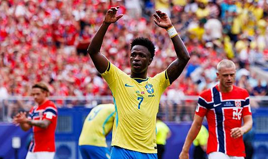 Vinicius Junior nắm đằng chuôi trước Real Madrid: Bài toán nan giải của Perez và cơ hội cho Arsenal