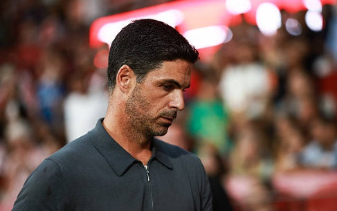 Mikel Arteta mỉm cười đầy ẩn ý trước tin đồn Arsenal muốn chiêu mộ Vinicius Junior