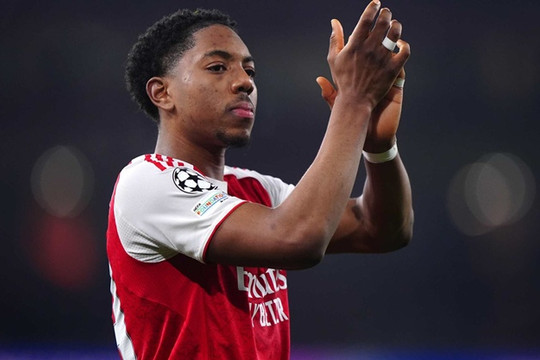 MU lên kế hoạch táo bạo chiêu mộ thần đồng Myles Lewis-Skelly của Arsenal