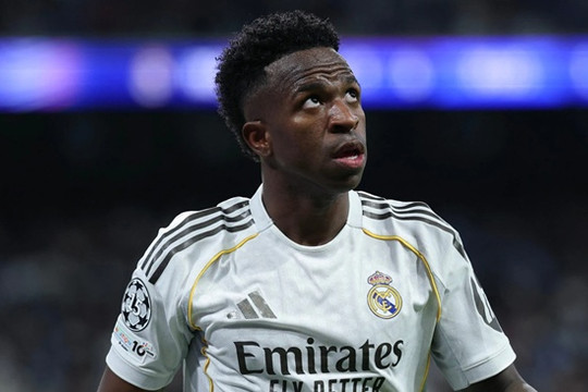 Arsenal sẵn sàng phá kỷ lục chuyển nhượng vì Vinicius Junior