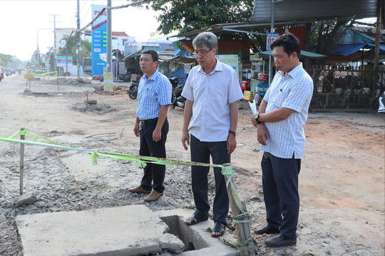 Lâm Đồng kiên quyết xử lý đơn vị chậm tiến độ tại các dự án giao thông trọng điểm