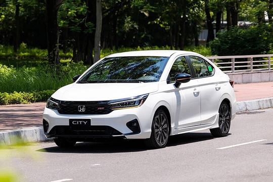 Đánh giá Honda City 2026: Ưu đãi 100% lệ phí trước bạ và chuẩn hóa gói an toàn Honda Sensing