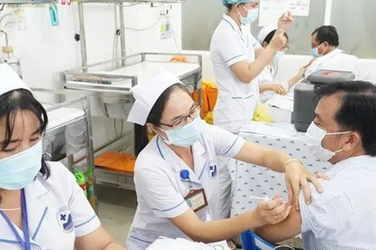 Không dùng nguồn thu khám chữa bệnh năm sau để trả nợ năm trước