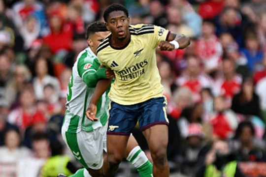 Arsenal từ chối bán Lewis-Skelly cho Man Utd: Đòn đau vào tham vọng của INEOS