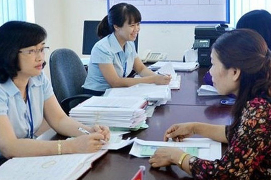 Đề xuất danh mục, thời hạn định kỳ chuyển đổi vị trí công tác đối với công chức, viên chức không giữ chức vụ lãnh đạo, quản lý thuộc phạm vi quản lý của Bộ Nội vụ