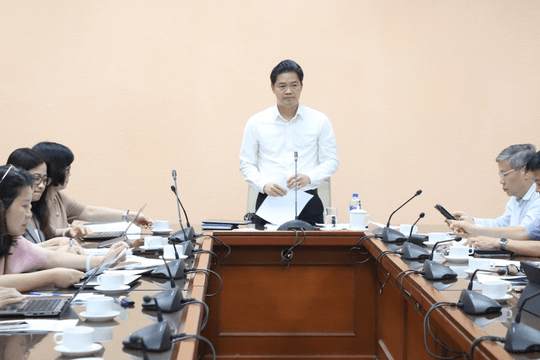 Xây dựng Nghị định quy định về tăng mức hưởng và phạm vi hưởng BHYT theo lộ trình gắn với mức đóng và cân đối Quỹ BHYT